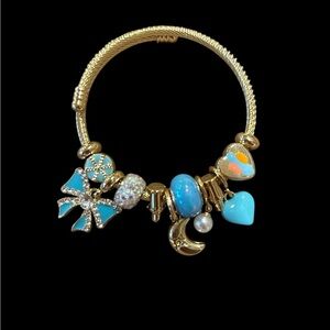 Gold-Tone Charm Bracelet – Moon, Heart & Bow Charms – NEW!